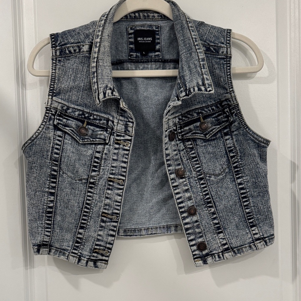 Iris Cropped Denim Vest